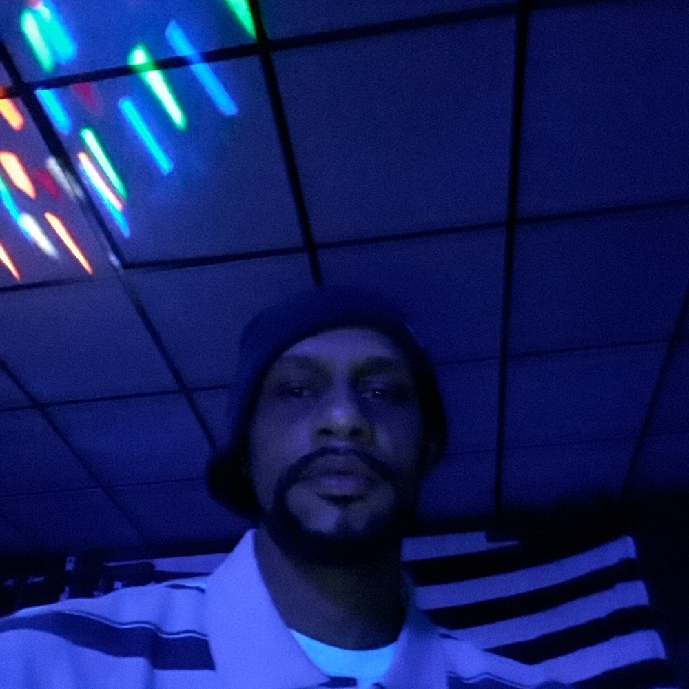 Meet your Posher, Ernest